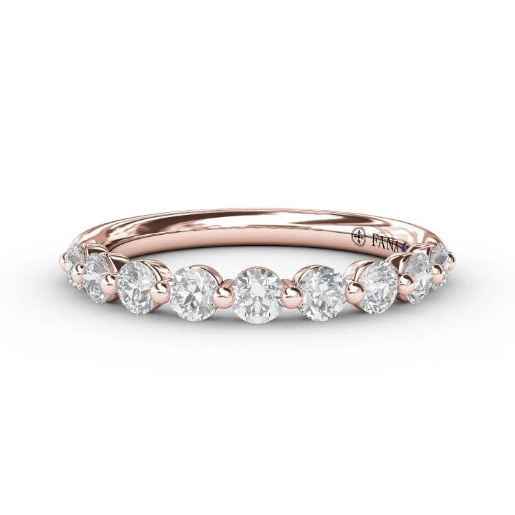 Single Prong Diamond Band