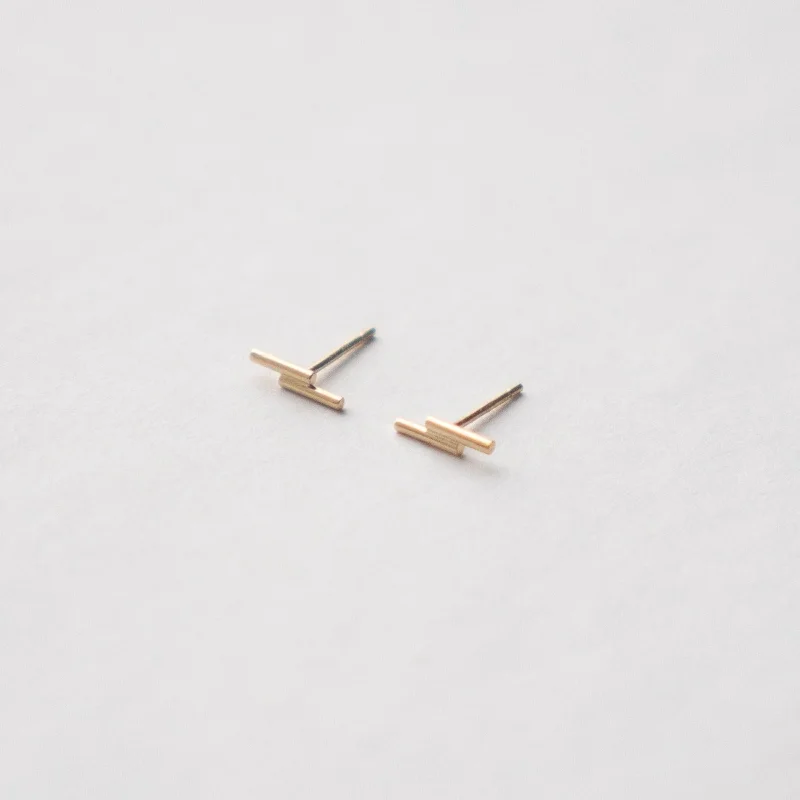 Billy Stud Earrings