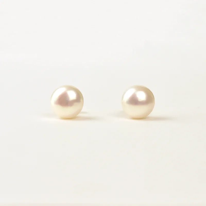 Pearl Button Studs in Yellow Gold