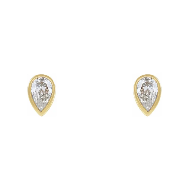 The VIOLA Stud Earrings