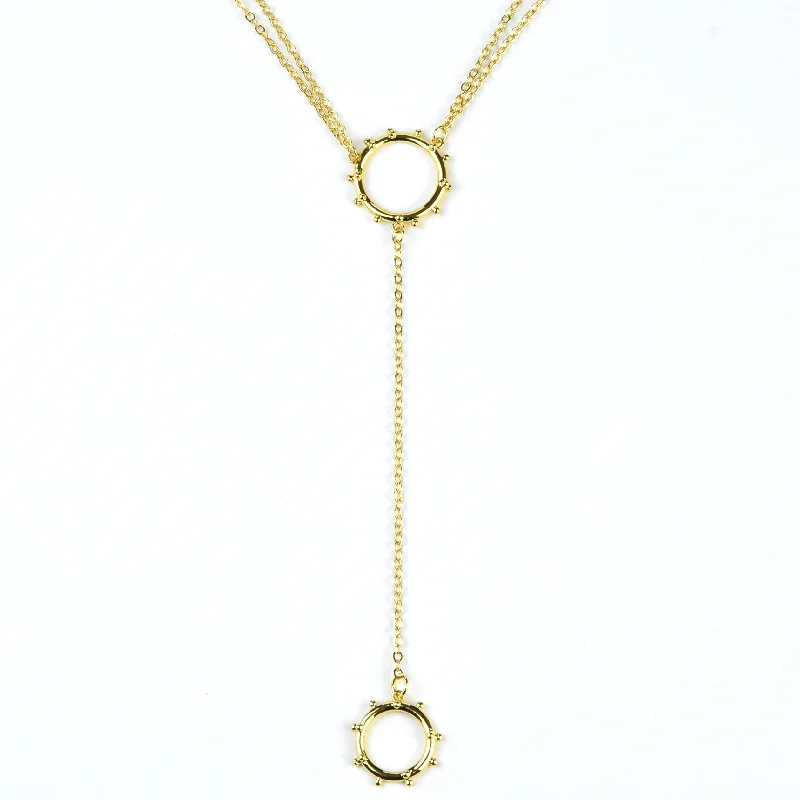 Double Circle Lariat